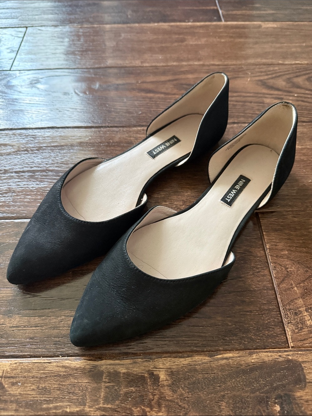 Nine West Black Pointed D'Orsay Flats with Neutral Lining